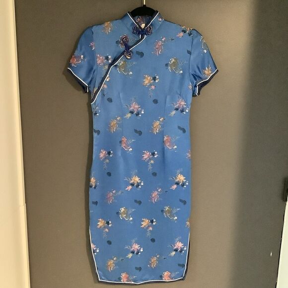 High Class Garment Manufacturers Dresses & Skirts - Vintage Asian Blue‎ Qipao